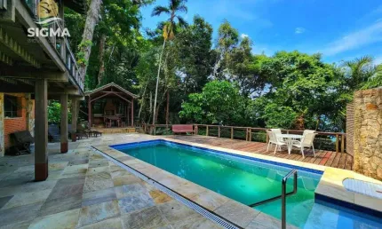 Casa com 4 dormitórios à venda no Sorocotuba,  Guarujá/SP