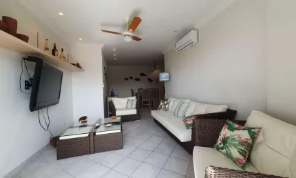 Apartamento com 3 dormitórios à venda na Praia das Pitangueiras - Guarujá/SP.