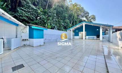 Casa com 3 dormitórios sendo 2 suítes  à venda, 170 m² por R$ 685.000 - Jardim Guaiuba - Guarujá/SP.
