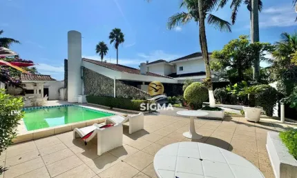 Casa com 6 sendo 4 suítes à venda, 299 m² por R$ 1.500.000 - Balneário Praia do Perequê - Guarujá/SP.