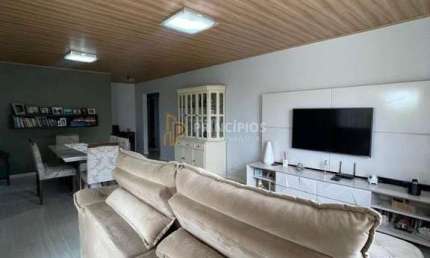 Casa com 3 quartos para alugar na Rua Gervásio de Souza, Meia Praia, Navegantes