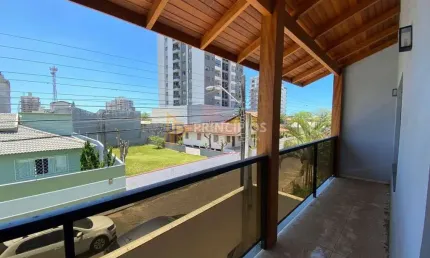 Sobrado com 4 dormitórios à venda, 300 m² por r$ 1.300.000 - centro - navegantes/sc