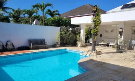 Casa de luxo no crystal lake barra da tijuca – 4 quartos, piscina e espaço gourmet