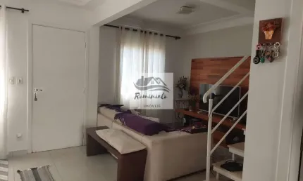 Casa de Condomínio em Jardim Passargada I - Cotia, SP