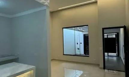 Casa à venda no Planalto do Sol em Santa Bárbara d'Oeste com 3 quartos, sendo 2 banheiros e 2 vagas de garagem