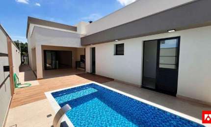 Casa à venda no Residencial Jardim Recanto das Águas em Nova Odessa.