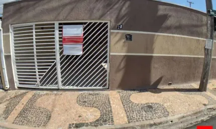 Casa à venda na vila grego em santa bárbara d'oeste com 2 quartos e 2 vagas de garagem.