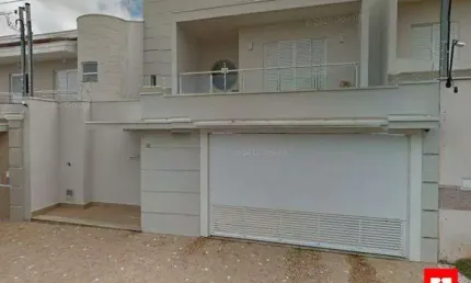 Casa à Venda no Jardim Flamboyant em Santa Bárbara d'Oeste