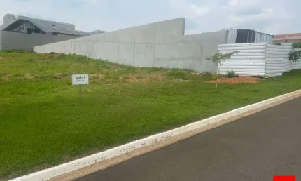 Terreno à venda no condomínio Jardins da Cidade em Nova Odessa com 1.000 m²