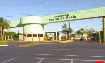 Casa à venda no Condomínio Residencial Portal da Praia em Buritama