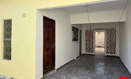 Casa à venda no Jardim da Paz em Americana com 2 quartos e 2 vagas de garagem