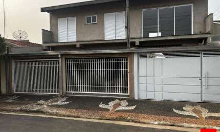 Sobrado à venda no Parque Olaria em Santa Bárbara d'Oeste