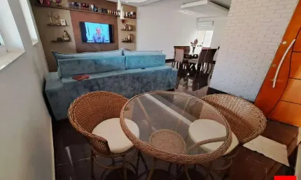 Casa ampla à venda no Centro de Santa Bárbara d'Oeste