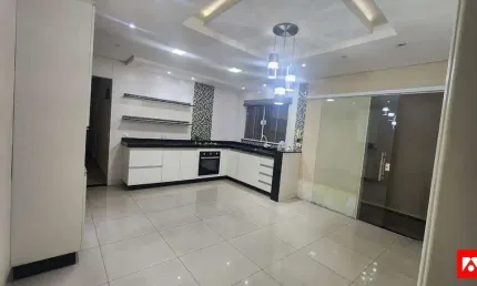 Casa à venda no Parque Nova Carioba em Americana com 2 quartos (1 suíte) e 2 vagas de garagem