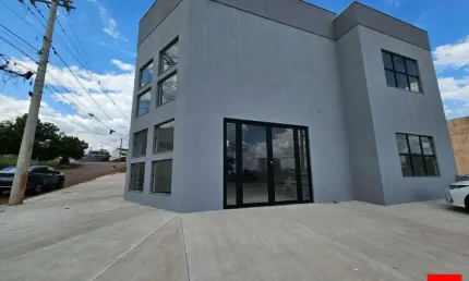 Salão Comercial à Venda no Terras de Santa Bárbara em Santa Bárbara d'Oeste