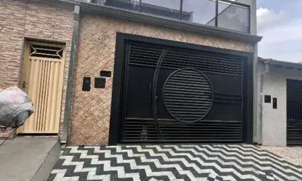 Sobrado à venda no Jardim São Francisco, em Santa Bárbara d'Oeste