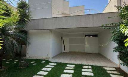 Casa à venda em condomínio fechado de alto padrão em Americana, localizada no exclusivo Condomínio Terras do Imperador