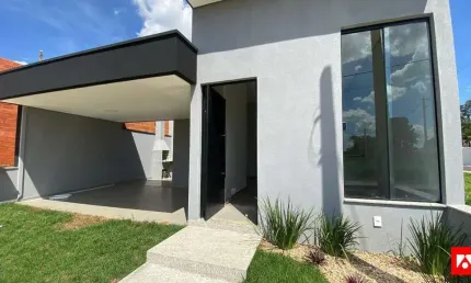 Casa à venda no Condomínio Vila dos Salgueiros em Americana com 3 quartos (1 suíte) e 2 vagas de garagem