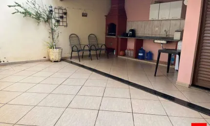 Casa à Venda no Parque Residencial Jaguari em Americana