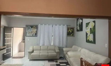 Sobrado à venda no Jardim Mollon IV em Santa Bárbara d'Oeste com 4 quartos (1 suíte) e 2 vagas de garagem