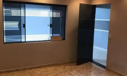 Sobrado à venda no Morada do Sol em Santa Bárbara d'Oeste com 5 quartos, sendo 3 banheiros sociais e 2 vagas de garagem