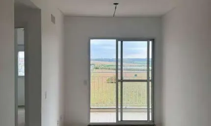 Apartamento à venda no Condomínio Maxy Franceschini em Hortolândia com 2 quartos, sendo 1 banheiro social e 1 vaga de garagem
