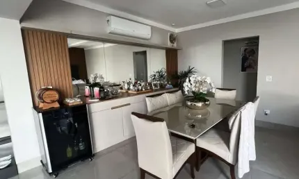 Casa à venda no Bairro Santa Luzia em Santa Bárbara d'Oeste com 2 quartos (2 suítes) e 3 vagas de garagem