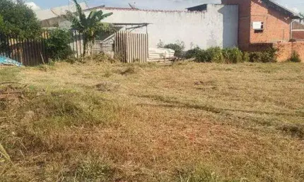 Terreno à venda no Jardim Pântano II em Santa Bárbara d'Oeste com 181,98 m²