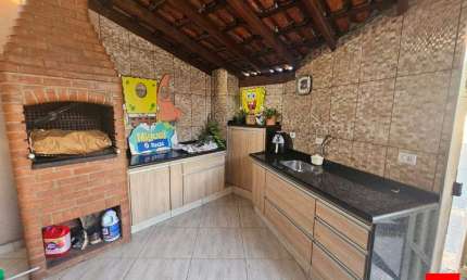 Casa à venda no Jardim Paraíso em Santa Bárbara d'Oeste com 3 quartos (1 suíte) e 3 vagas de garagem