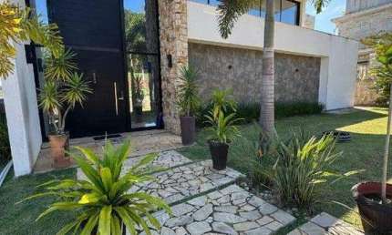 Sobrado Alto Padrão à venda no Condomínio Residencial Sete Lagos em Itatiba com 4 quartos (4 suítes) e 2 vagas de garagem cobertas