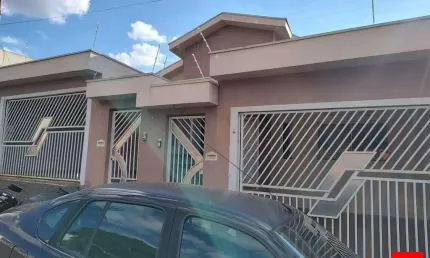 Casas para locação no centro de Santa Bárbara d'Oeste.