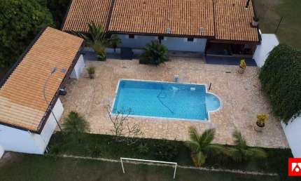 Chácara à venda no Condomínio Amocharp em Limeira com 3 quartos e 8 vagas de garagem