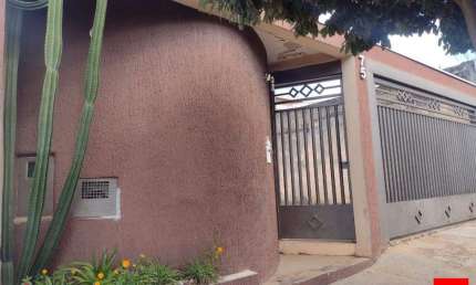 Casa para locação no Jardim Souza Queiroz em Santa Bárbara d'Oeste.