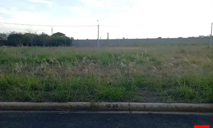 Terreno à venda no Condomínio Terramérica em Santa Bárbara d'Oeste com 180 m²
