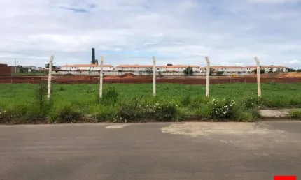 Terreno à venda no bairro pacaembu em santa bárbara d'oeste com 300 m²