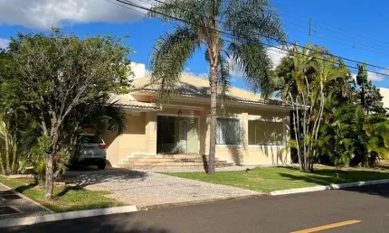 Condomínio Royal Golf - Casa com 6 suítes para venda com 6 vagas de garagem -  Londrina, PR
