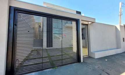 Casa à venda com 3 dormitórios ( 1 suíte), 2 vagas, 216 m² -  Califórnia, Londrina, PR