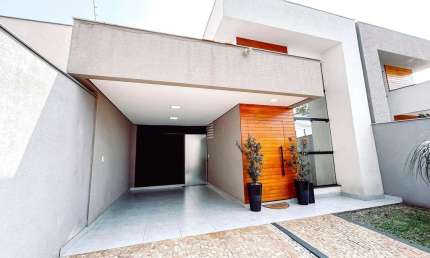 Casa à venda com 3 dormitórios (1 suíte), 118 m² -  Monte Carlo, Londrina, PR