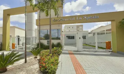 Ed. Residencial La Spezia - Apartamento à venda com 2 dormitórios, 1 vaga - Esperança, Londrina, PR