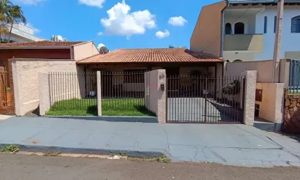 Casa à venda com 3 dormitórios (1 suite), 140m²  -  Cláudia, Londrina, PR