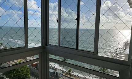 Apartamento para venda possui 140 metros quadrados com 4 quartos em Boa Viagem - Recife - PE
