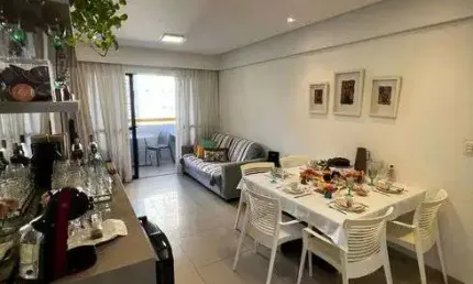 Apartamento para venda possui 75 metros quadrados com 3 quartos em Boa Viagem - Recife - PE