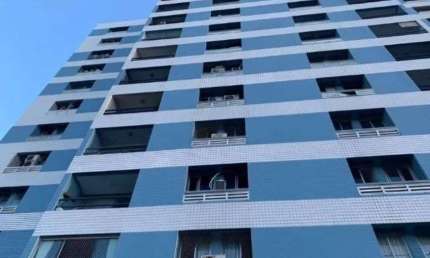 Apartamento para venda tem 75 metros quadrados com 3 quartos em Prado - Recife - PE
