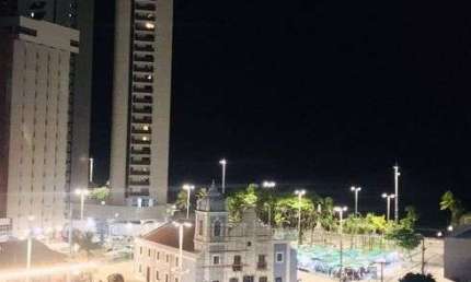 Apartamento para venda tem 32 metros quadrados com 1 quarto em Boa Viagem - Recife - PE