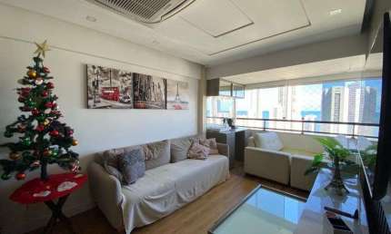 Apartamento para aluguel e venda possui 90 metros quadrados com 3 quartos