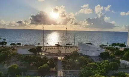 Apartamento para venda possui 110 metros quadrados com 3 quartos em Boa Viagem - Recife - PE