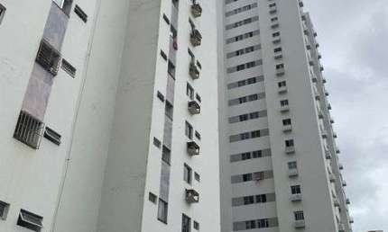 Apartamento para venda possui 72 metros quadrados com 2 quartos em Torre - Recife - PE