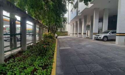 Apartartamento nas Graças | Av principal | 122m² | 3 quartos + dep. | varanda - 1 vaga
