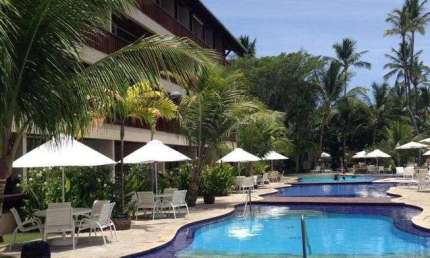 Apartamento no Nannai (Muro Alto) | 3 quartos | 82m² | térreo | varanda | Pé na areia.