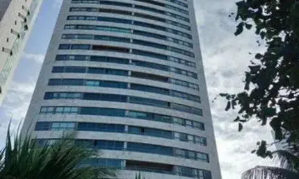 Apartamento para aluguel e venda possui 224 metros quadrados com 4 quartos